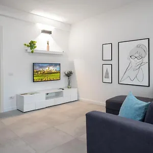 apartment24.it-tuscanyhotel.com/
